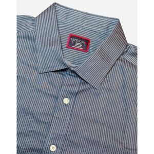 UNTUCKit Vinculo Shirt Mens L Wrinkle Free Short Sleeve Button Up Navy Pinstripe